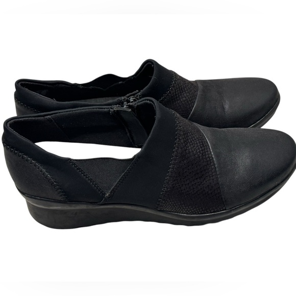 Women’s Clarks Black Caddell Denali Side Zippered Wedge- Size 9W - Picture 7 of 10